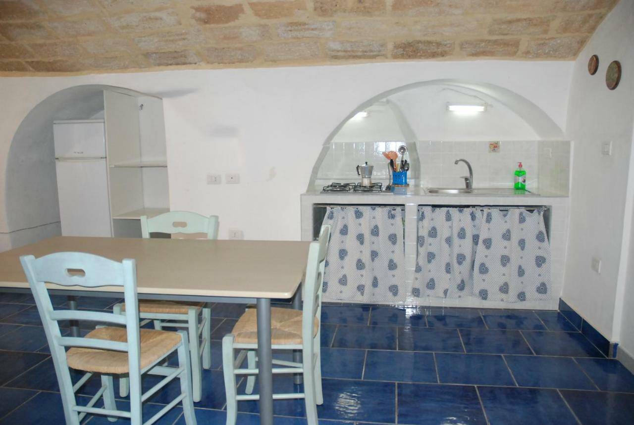 B&B Dimora San Vincenzo กัลลีโปลี ภายนอก รูปภาพ